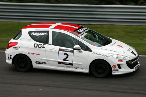 Anders Majgaard i hans Peugeot 308.
